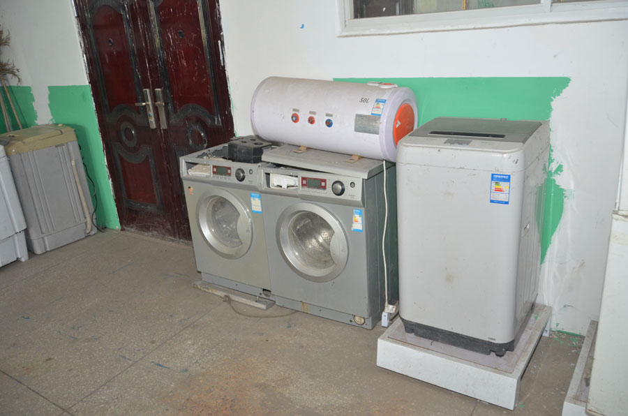 郑州长城科技中等专业学校家电维修设备之洗衣机等